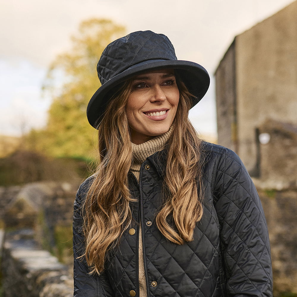 Failsworth Hats British Waxed Cotton Quilted Bucket Hat - Black