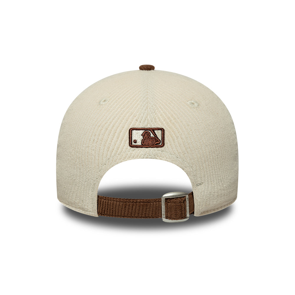 New Era 9FORTY M-Crown New York Yankees Baseball Cap - MLB Cord - Cream-Deep Brown