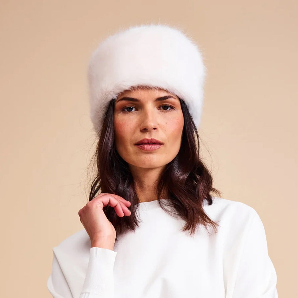 Helen Moore Womens Faux Fur Winter Pillbox Hat - Ivory