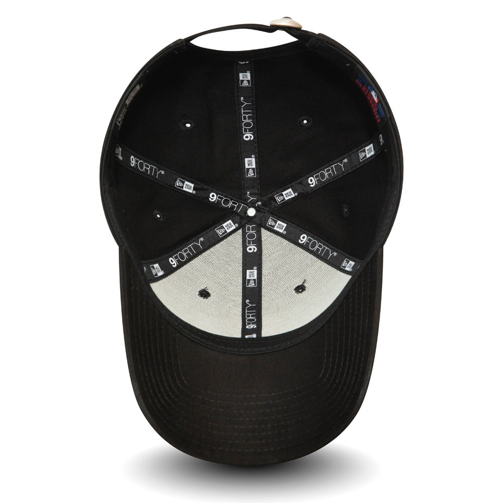 New Era 9FORTY New York Yankees Baseball Cap - MLB League Essential - Black-Red