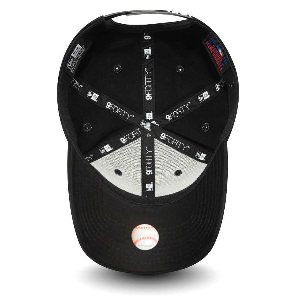 New Era 9FORTY L.A. Dodgers Baseball Cap - MLB Stretch Snap - Black On Black