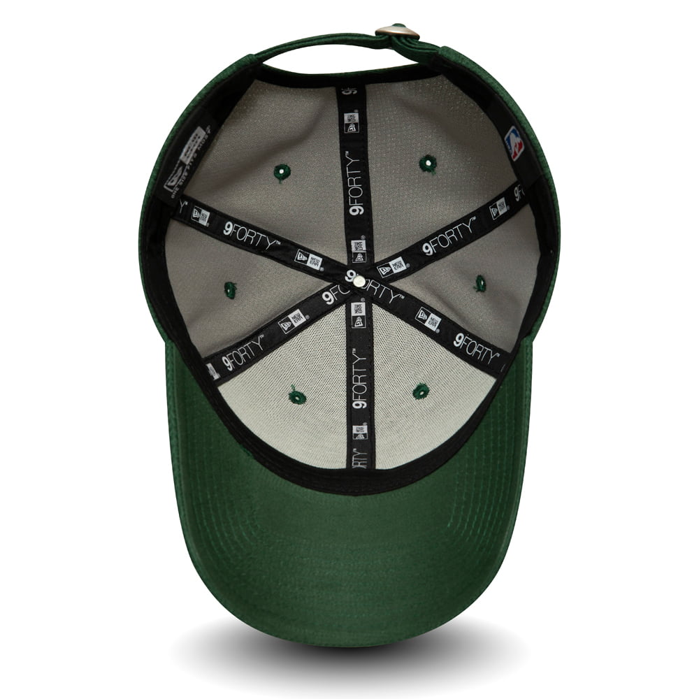 New Era 9FORTY Milwaukee Bucks Baseball Cap - NBA Diamond Era Essential - Green