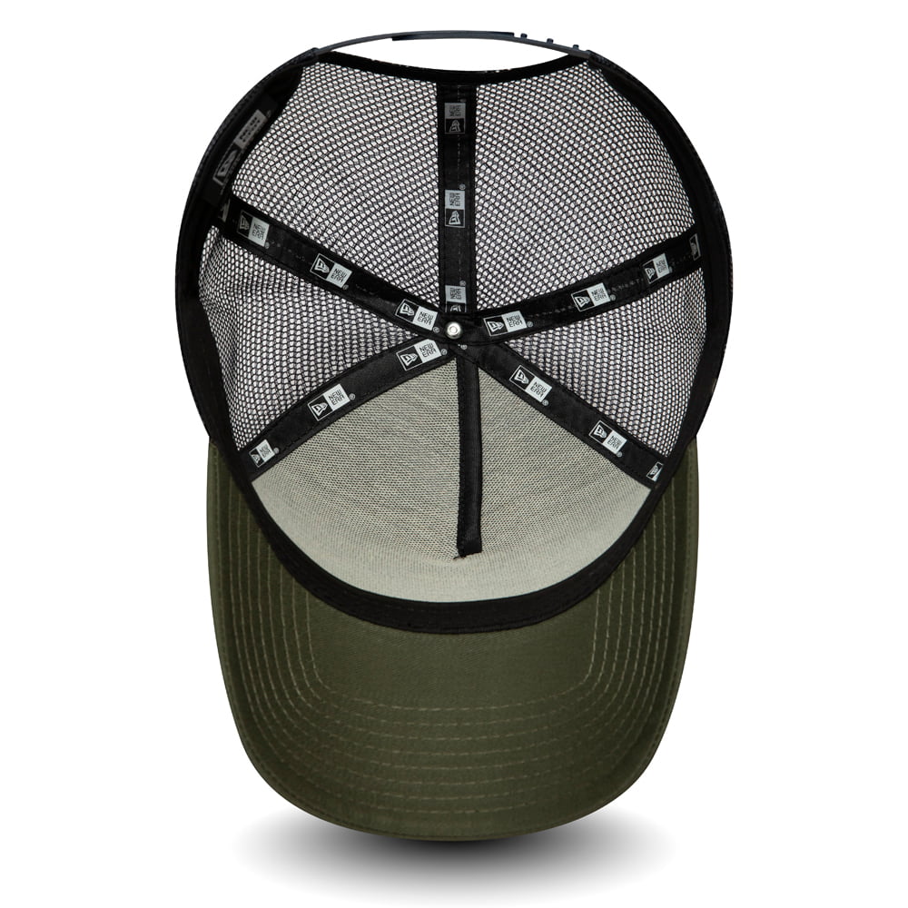 New Era Hawaii Location Trucker Cap - Olive