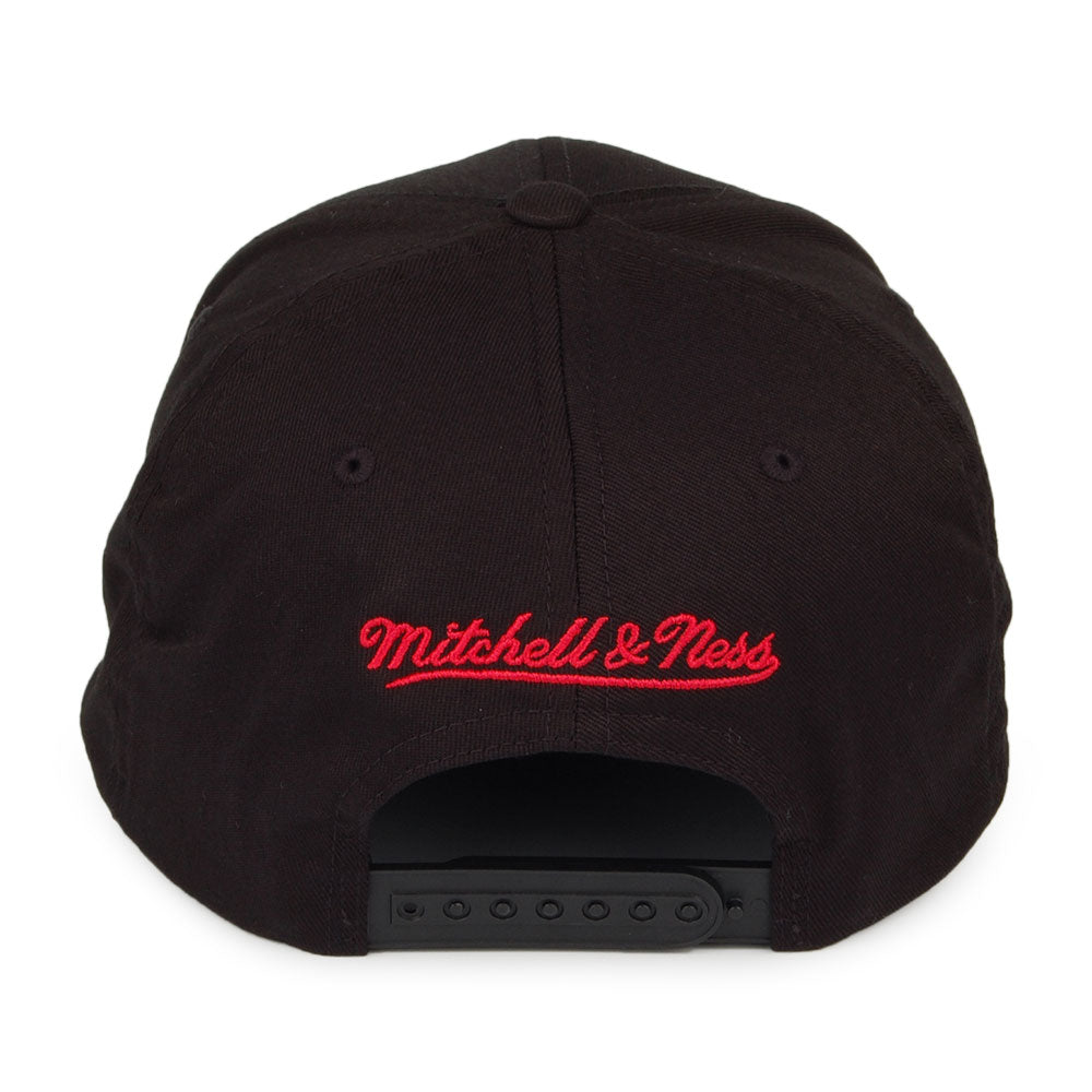 Mitchell & Ness Chicago Bulls Snapback Cap - NBA Blocked 110 - Black