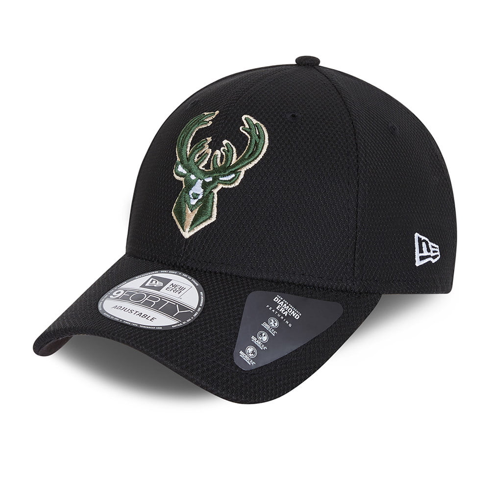 New Era 9FORTY Milwaukee Bucks Baseball Cap - NBA Diamond Era - Black