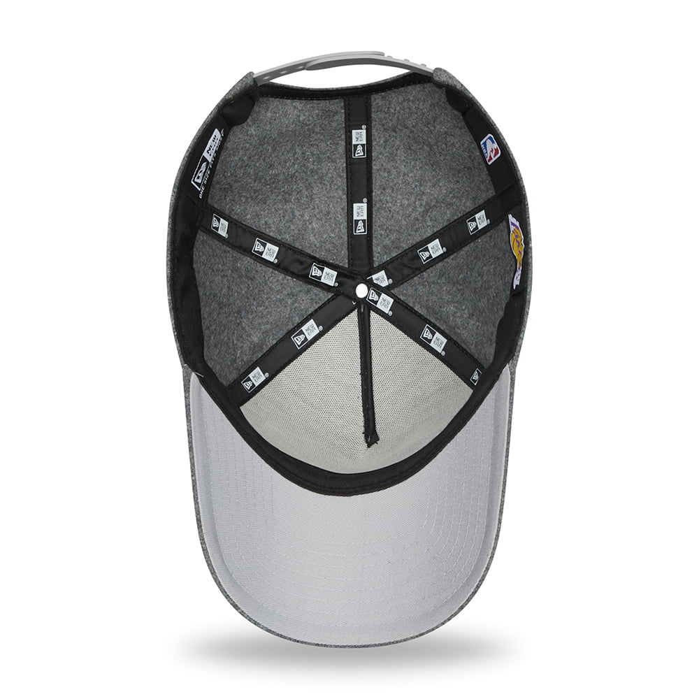New Era 9FORTY L.A. Lakers Baseball Cap - NBA Melton E-Frame - Grey