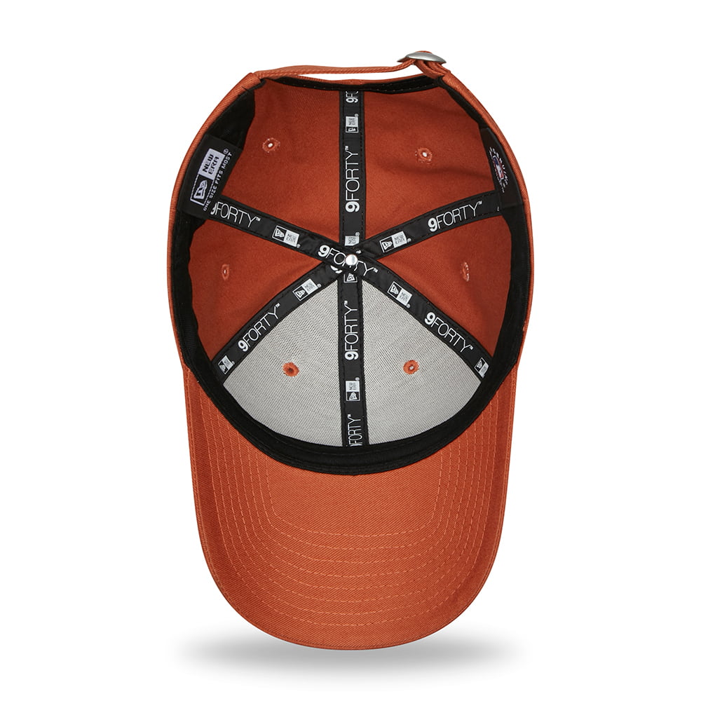 New Era 9FORTY New York Yankees Baseball Cap - MLB League Essential XXI - Burnt Orange-White