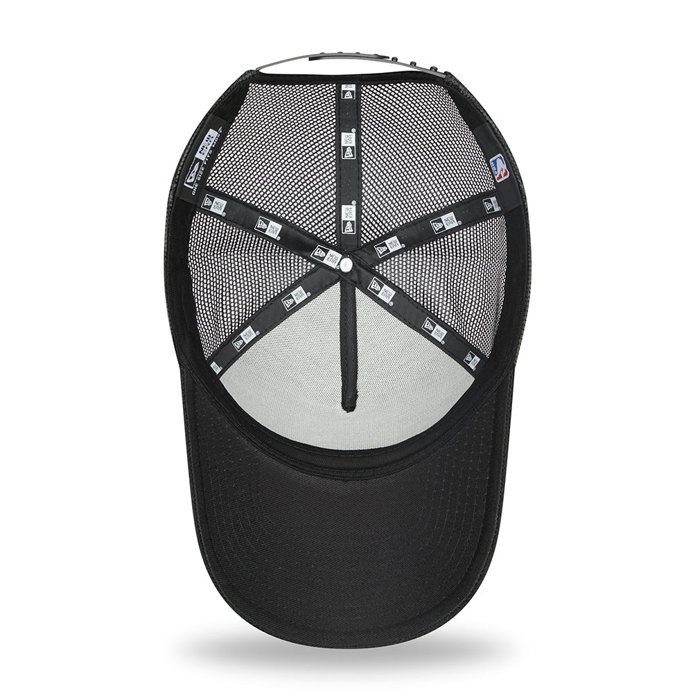 New Era Chicago Bulls A-Frame Trucker Cap - NBA Black Base - Black