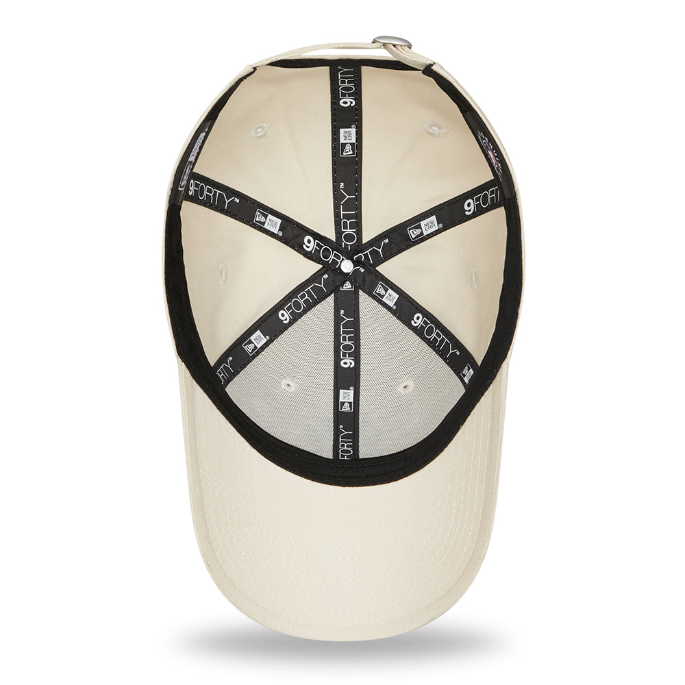 New Era Womens 9FORTY New York Yankees Baseball Cap - MLB League Essential - Stone-Turquoise