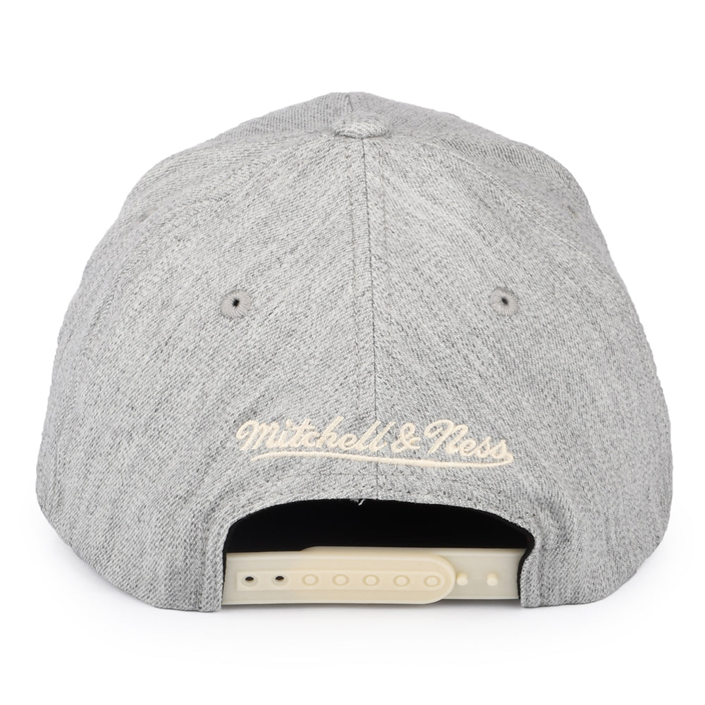 Mitchell & Ness Milwaukee Bucks Snapback Cap - NBA Team Heather Stretch - Grey