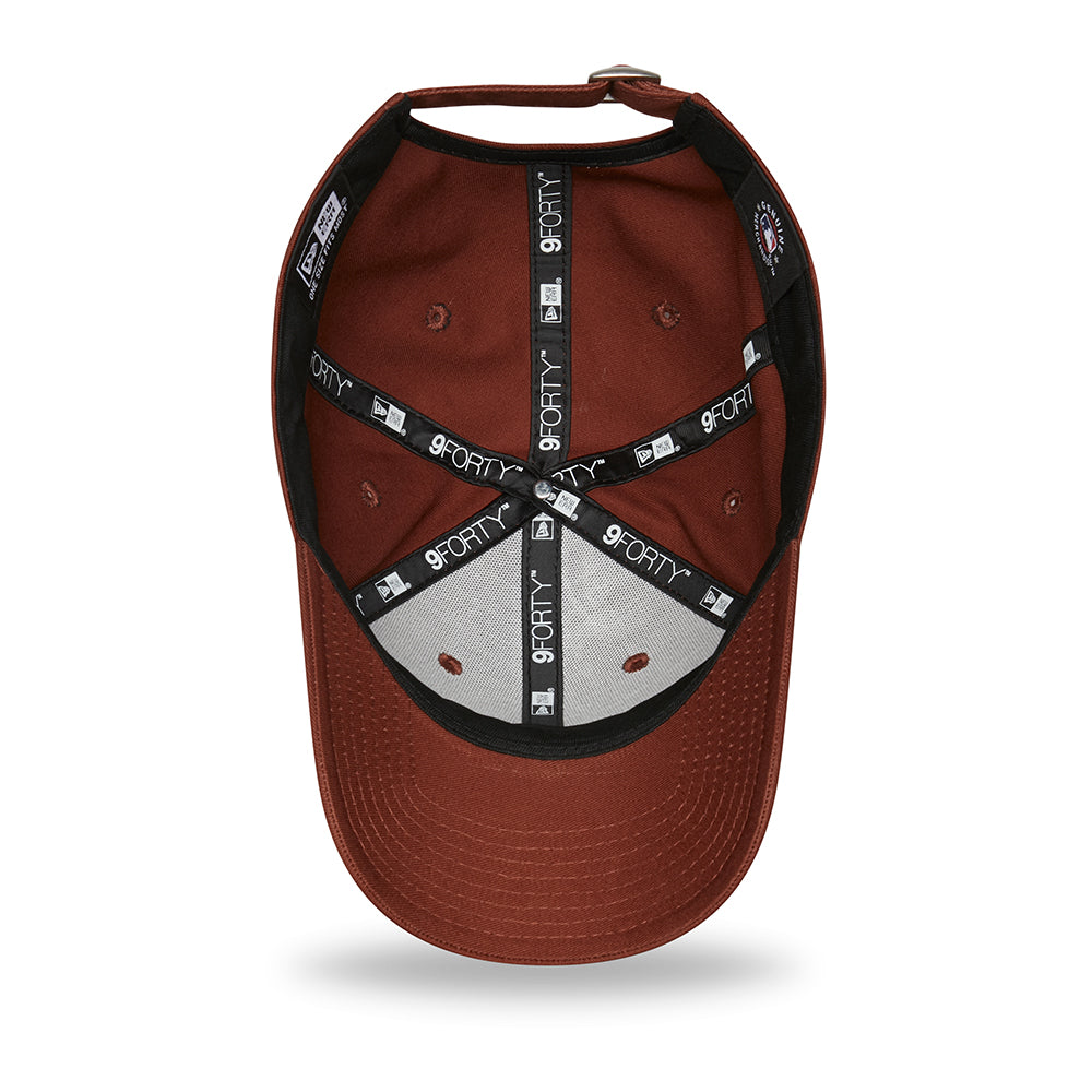 New Era 9FORTY New York Yankees Baseball Cap - MLB League Essential - Brown-Rust