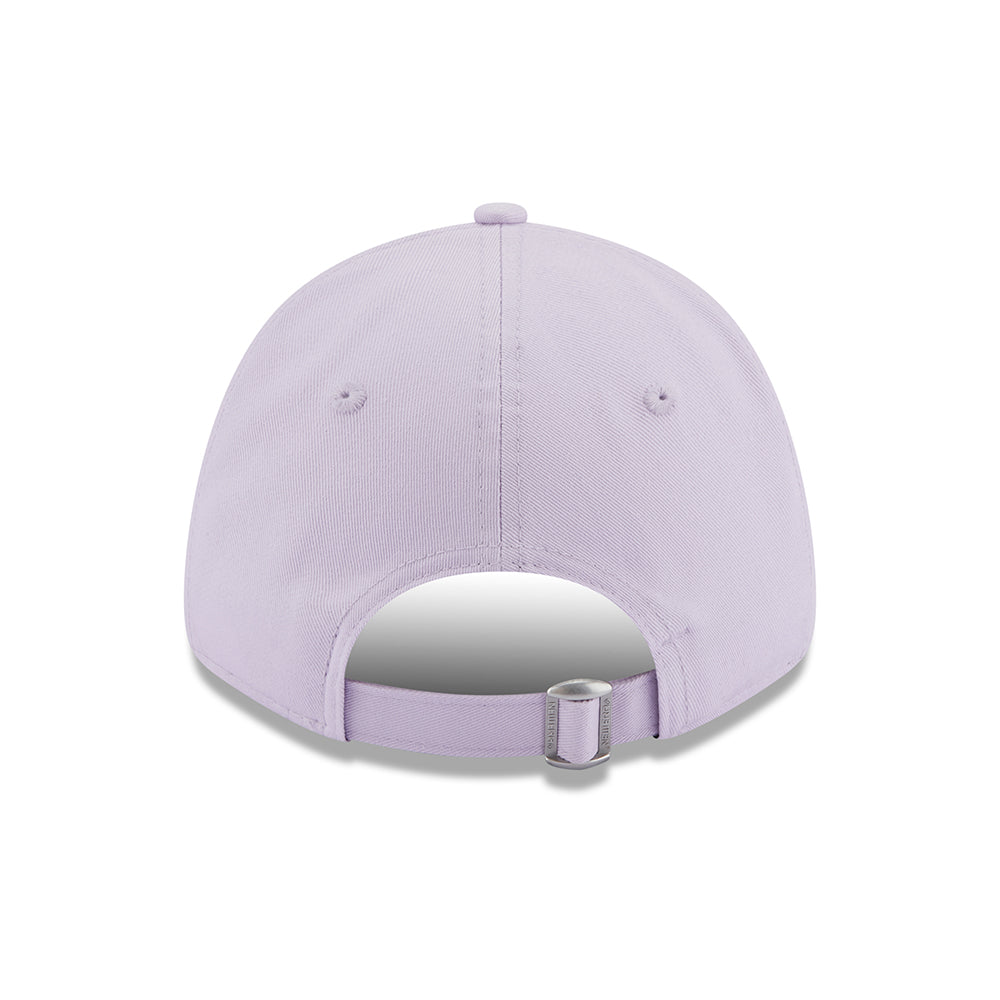 New Era Womens 9FORTY New York Yankees Baseball Cap - MLB Metallic Logo - Lavender-Silver