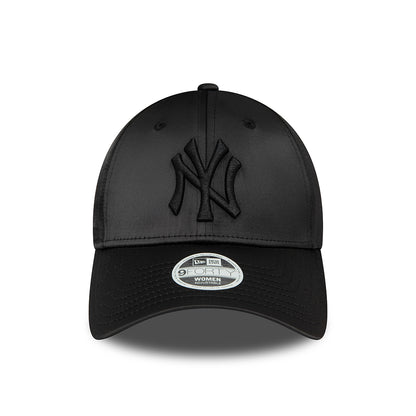 New Era Womens 9FORTY New York Yankees Baseball Cap - MLB Satin - Black On Black