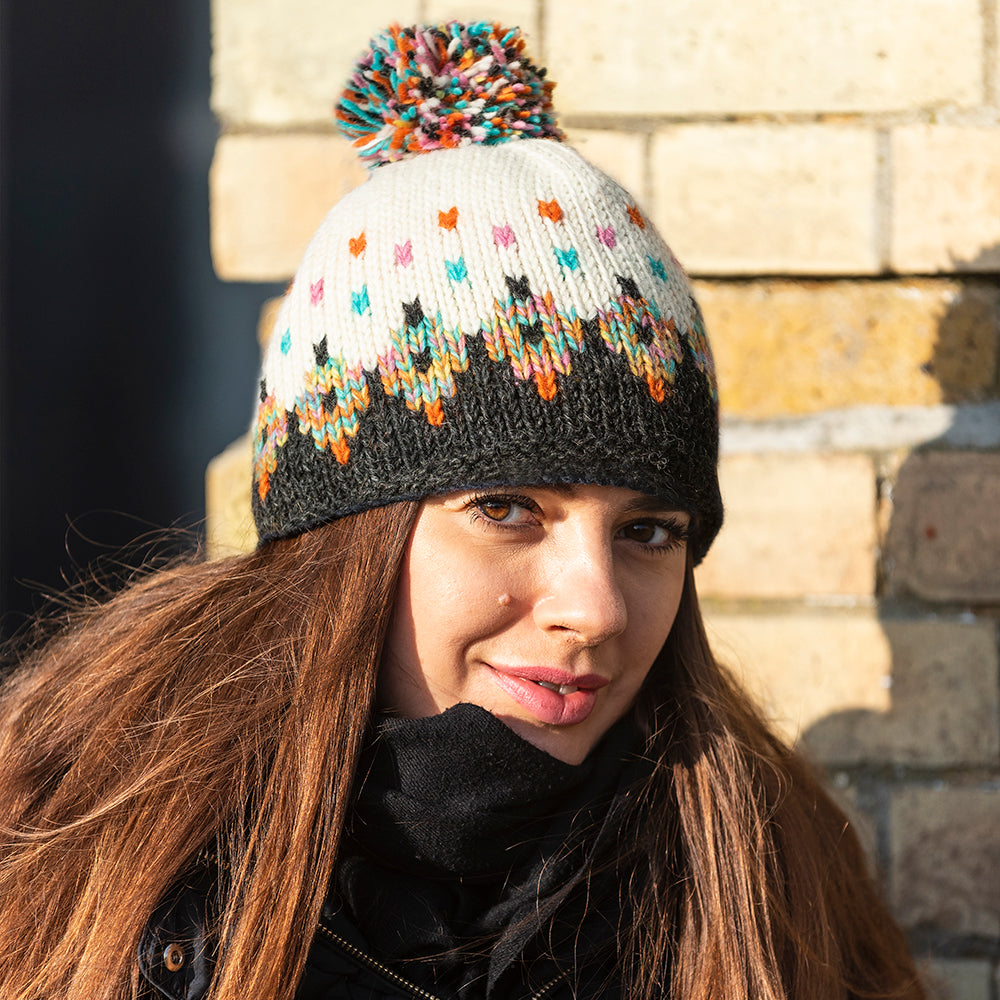 Kusan Snowy Fair Isle Bobble Hat - Cream-Charcoal