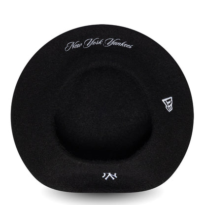 New Era New York Yankees Beret - Wool Script - Black-White