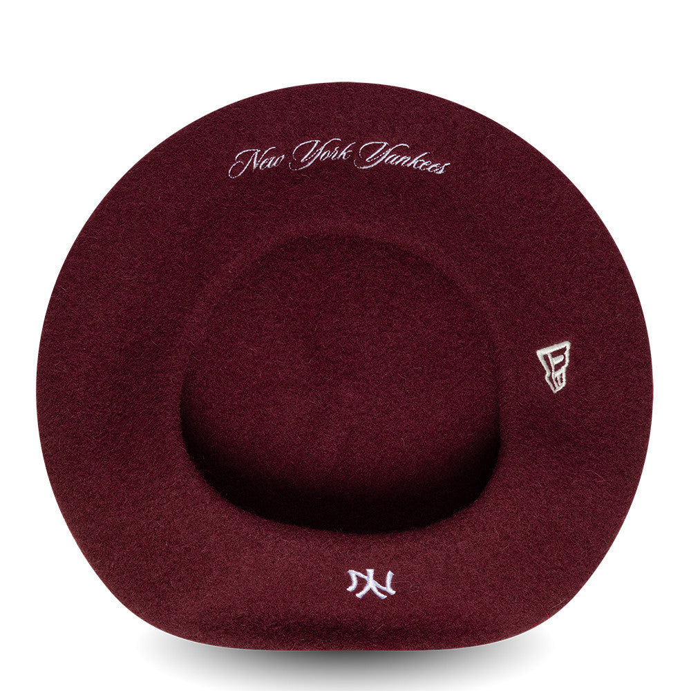 New Era New York Yankees Beret - Wool Script - Burgundy-White