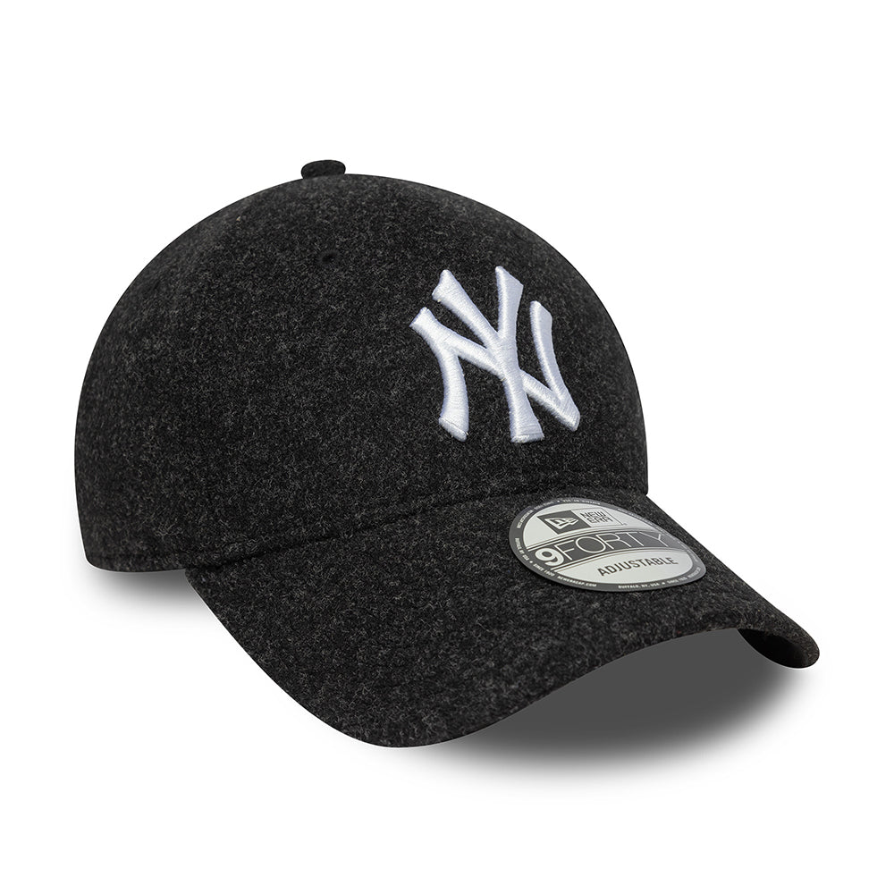 New Era 9FORTY New York Yankees Baseball Cap - MLB Melton - Black-White