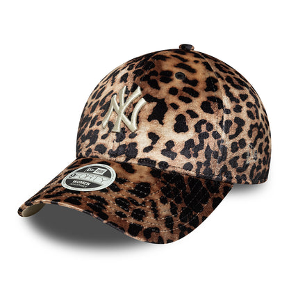 New Era Womens 9FORTY New York Yankees Baseball Cap - MLB Leopard Velour - Brown-Cream