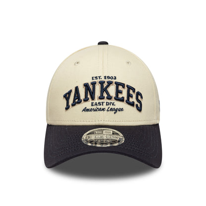 New Era 9FORTY M-Crown New York Yankees Baseball Cap - MLB Wordmark - Cream-Navy