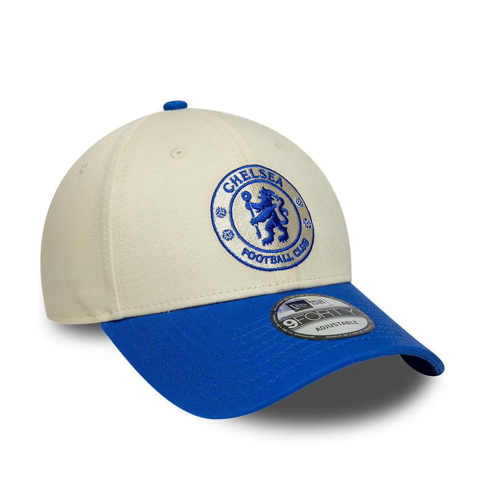 New Era 9FORTY Chelsea FC Baseball Cap - Seasonal Contrast Lion Crest - Cream-Royal Blue