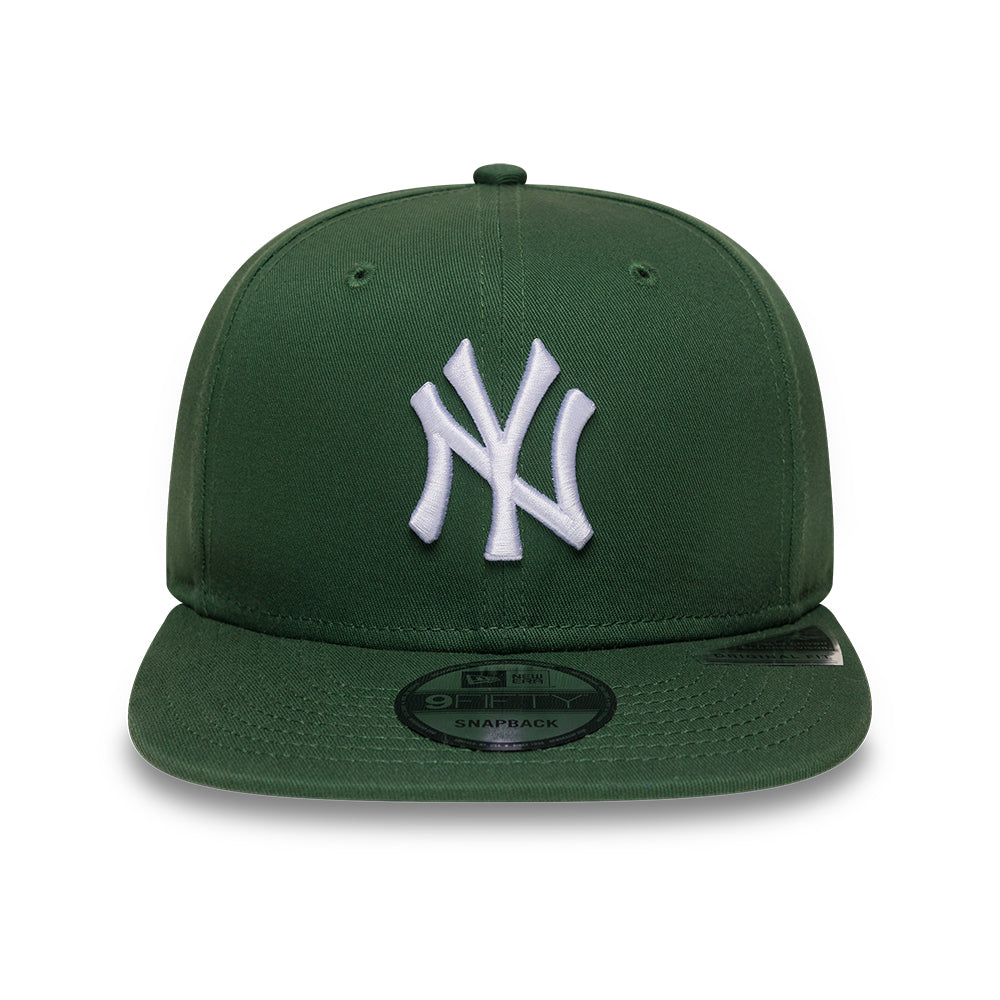New Era 9FIFTY New York Yankees Snapback Cap - MLB League Essential - Dark Green-White