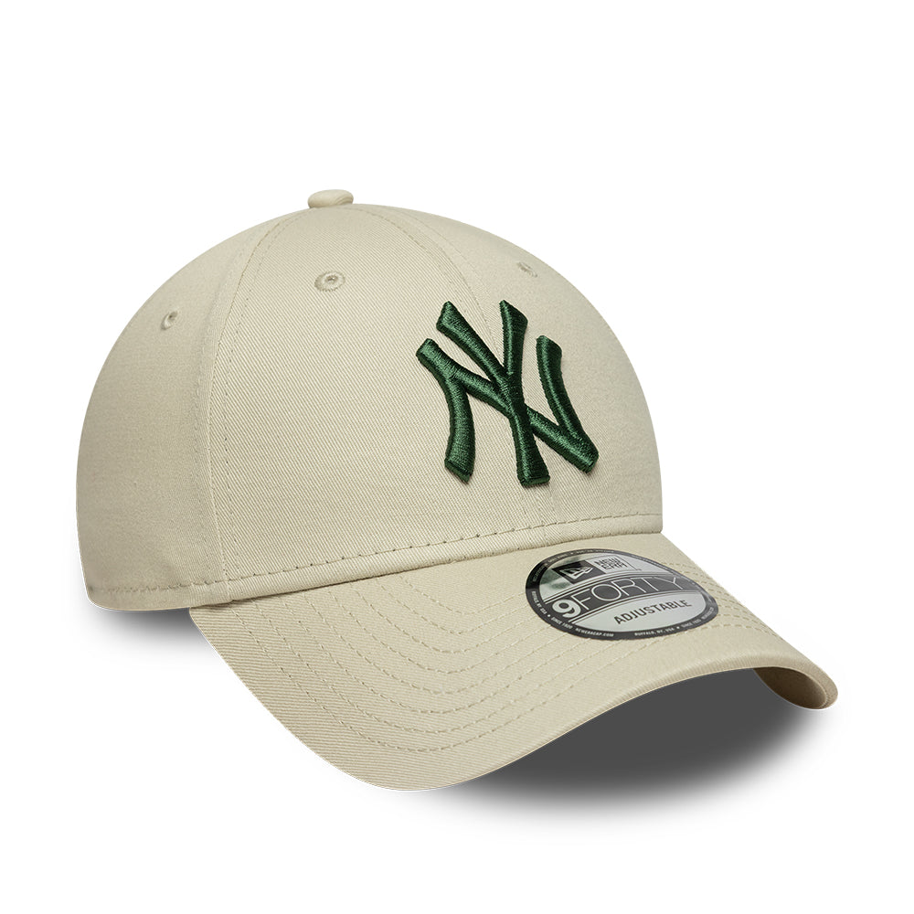 New Era 9FORTY New York Yankees Baseball Cap - MLB League Essential - Stone-Dark Green