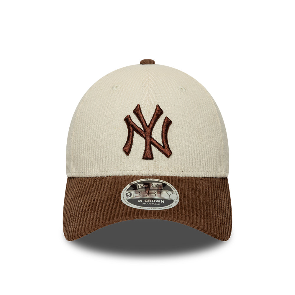 New Era 9FORTY M-Crown New York Yankees Baseball Cap - MLB Cord - Cream-Deep Brown