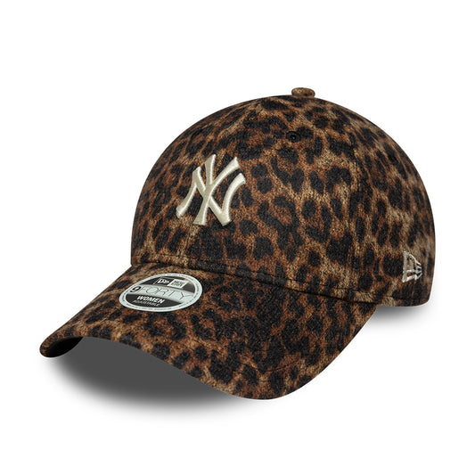 New Era Womens 9FORTY New York Yankees Baseball Cap - MLB Cosy Leopard - Deep Brown