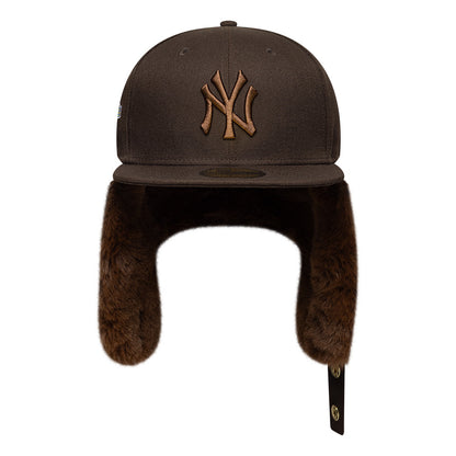 New Era 59FIFTY New York Yankees Baseball Cap with Earflaps - MLB World Series Dogear - Brown
