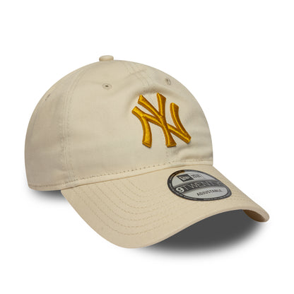 New Era 9TWENTY New York Yankees Baseball Cap - MLB League Essential - Cream-Honey