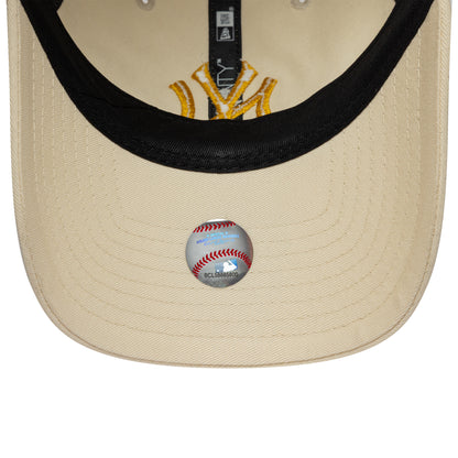New Era 9TWENTY New York Yankees Baseball Cap - MLB League Essential - Cream-Honey