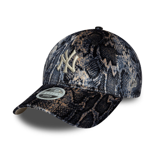 New Era Womens 9FORTY New York Yankees Baseball Cap - MLB Snake Print - Black-Beige
