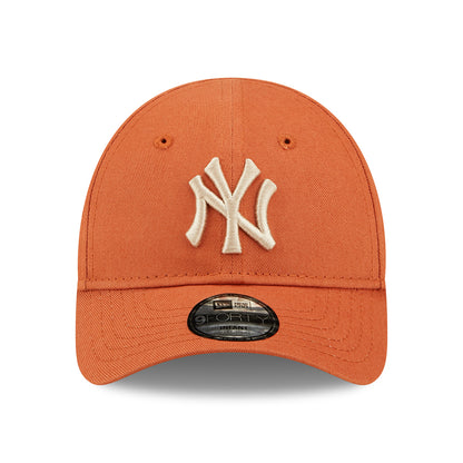 New Era Baby 9FORTY New York Yankees Baseball Cap - MLB League Essential - Orange-Oatmeal