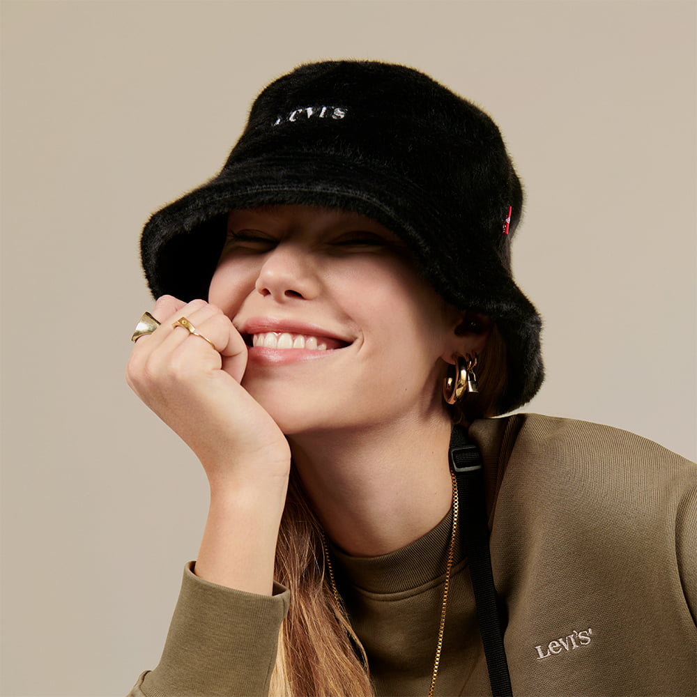Levi's Hats Womens Cozy Faux Fur Bucket Hat - Black