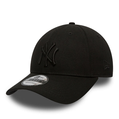 New Era 9FORTY New York Yankees Baseball Cap - MLB League Essential - Black on Black