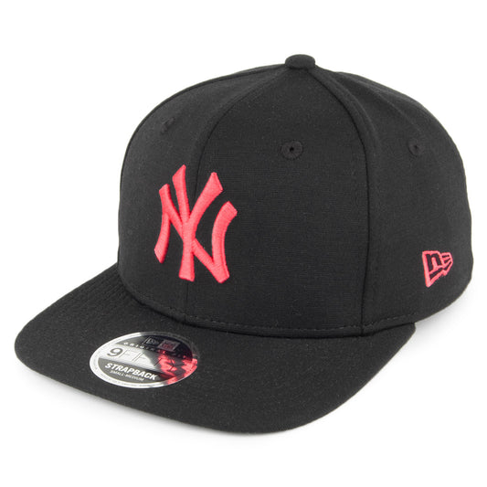 New Era 9FIFTY New York Yankees Strap Back Cap - Jersey Pop - Black