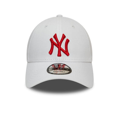 New Era 9FORTY New York Yankees Baseball Cap - MLB League Essential - White-Red
