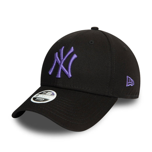 New Era Womens 9FORTY New York Yankees Baseball Cap - MLB League Essential XX - Black-Purple