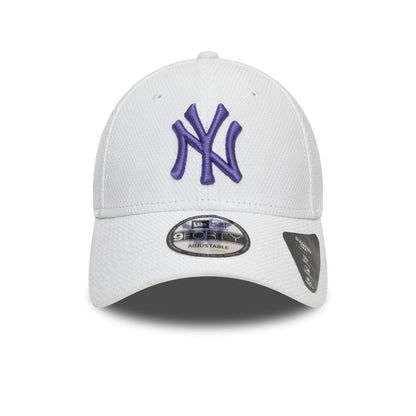 New Era 9FORTY New York Yankees Baseball Cap - Diamond Era - White-Purple