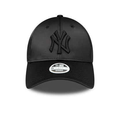 New Era Womens 9FORTY New York Yankees Baseball Cap - MLB Satin - Black