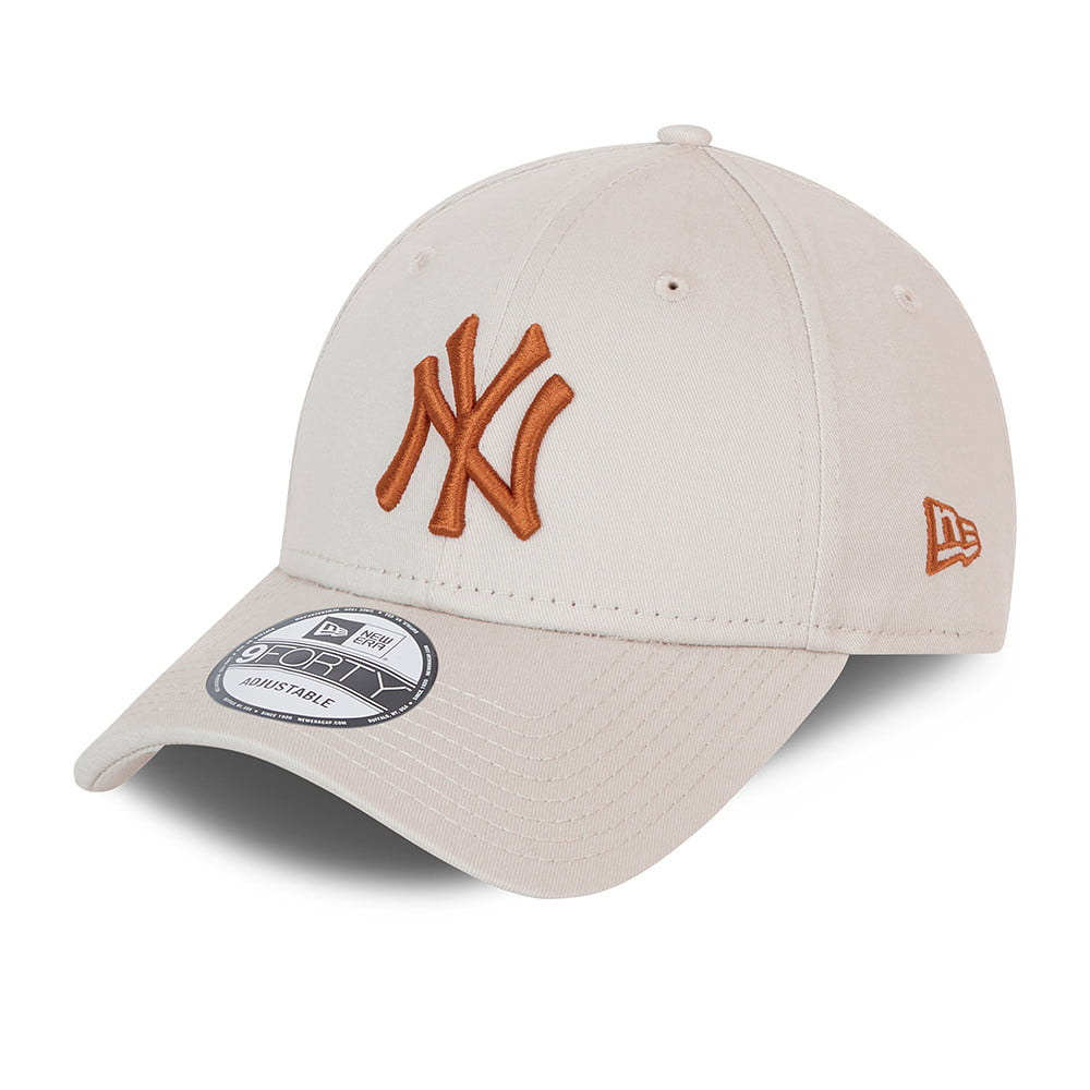 New Era 9FORTY New York Yankees Baseball Cap - MLB League Essential - Stone-Toffee