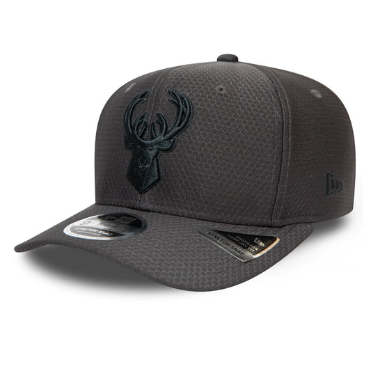 New Era 9FIFTY Milwaukee Bucks Snapback Cap - NBA Tonal Team Stretch Snap - Graphite