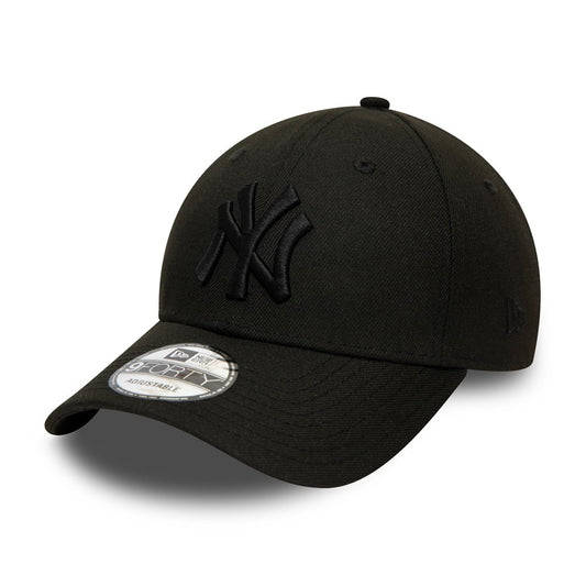 New Era 9FORTY New York Yankees Baseball Cap - MLB Team Contrast - Black On Black
