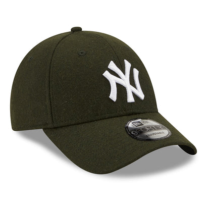 New Era 9FORTY New York Yankees Baseball Cap - MLB Winterized The League - Olive