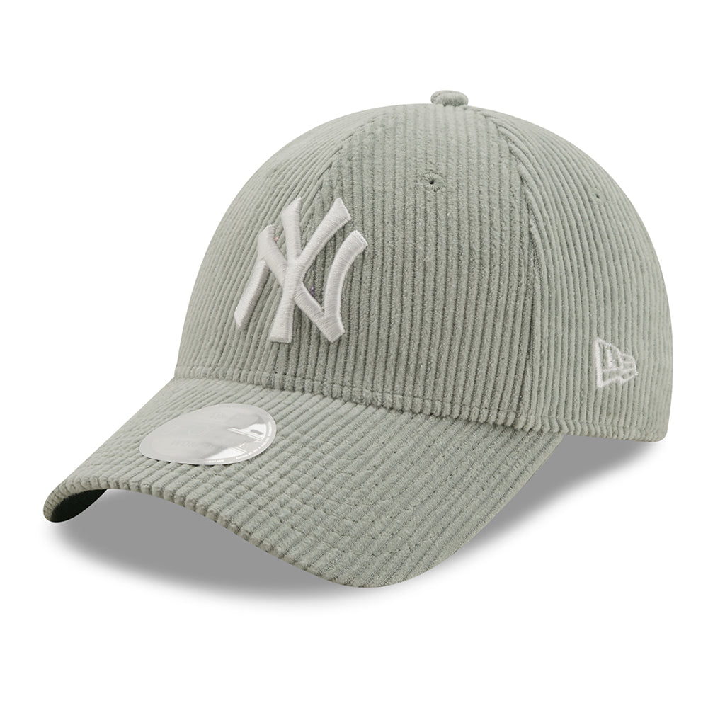 New Era Womens 9FORTY New York Yankees Baseball Cap - MLB Fashion Cord - Mint