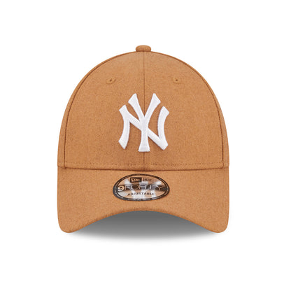New Era 9FORTY New York Yankees Baseball Cap - MLB Melton The League - Wheat-White
