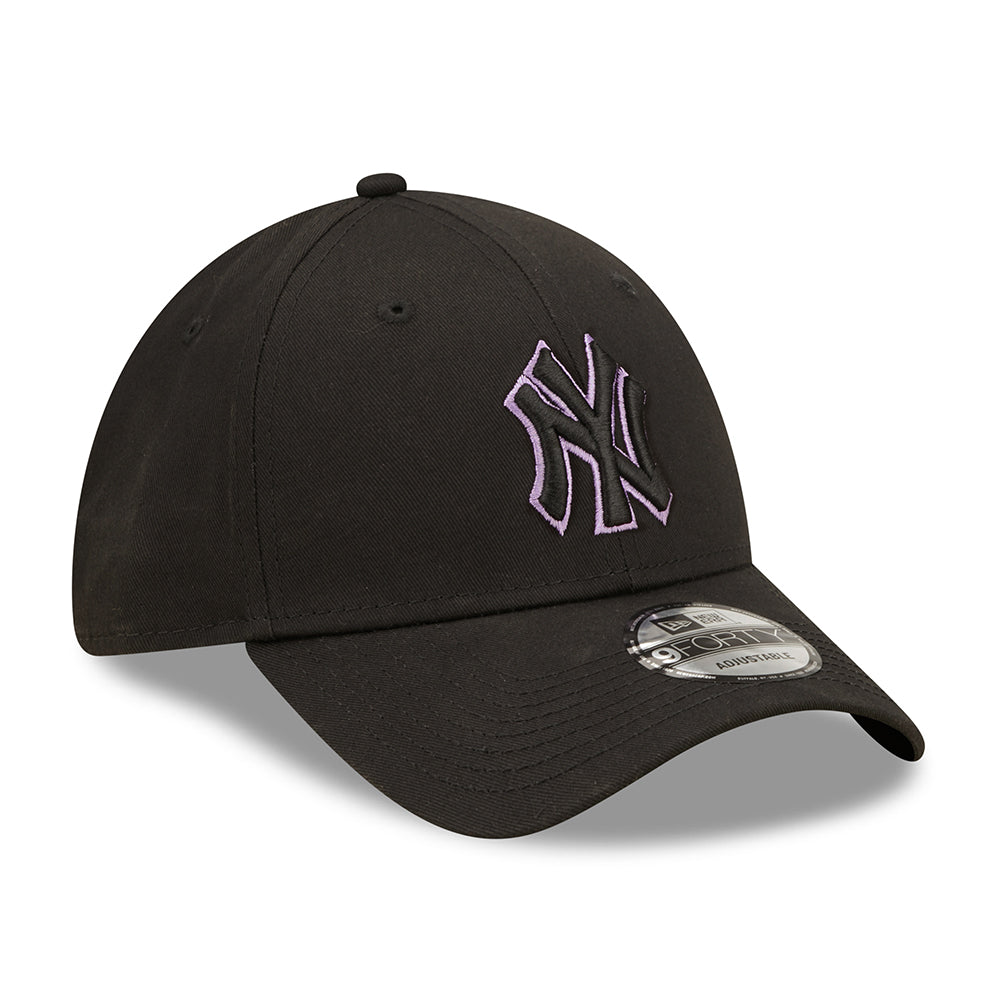 New Era 9FORTY New York Yankees Baseball Cap - MLB Team Outline - Black-Purple
