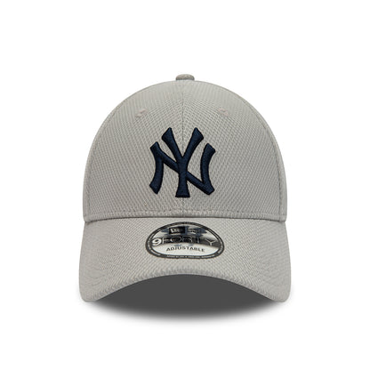 New Era 9FORTY New York Yankees Baseball Cap - MLB Diamond Era Essential - Graphite-Navy