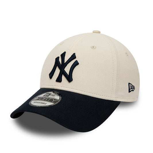 New Era 9FORTY New York Yankees Baseball Cap - MLB - Cream-Navy