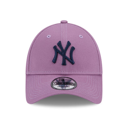 New Era 9FORTY New York Yankees Baseball Cap - MLB League Essential - Purple-Navy